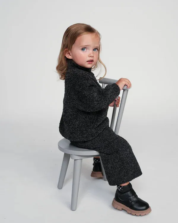 7AM - Boxy Mock Neck Sweater - Fuzzy