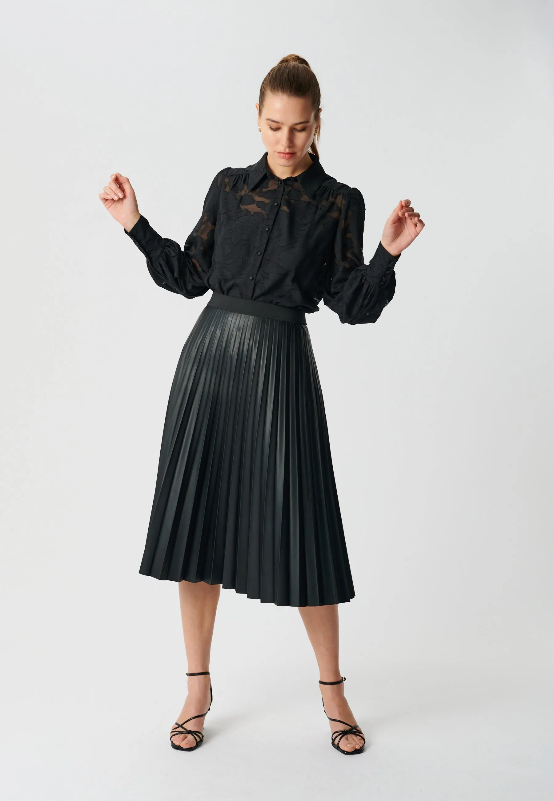ASTA NS-Black Jaquard