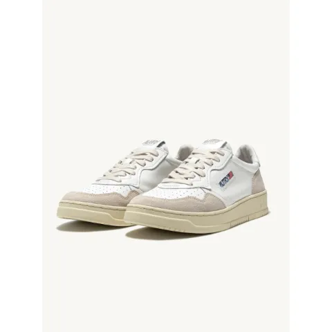 Autry Medalist Low Sneakers in Suede and Leather White