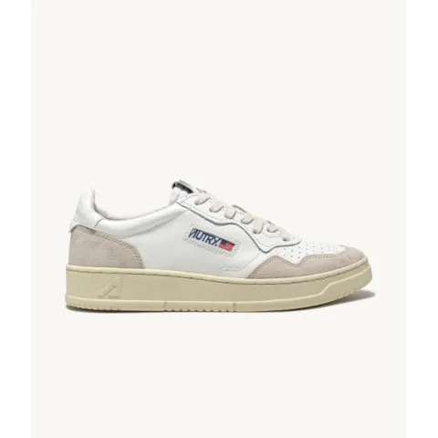 Autry Medalist Low Sneakers in Suede and Leather White