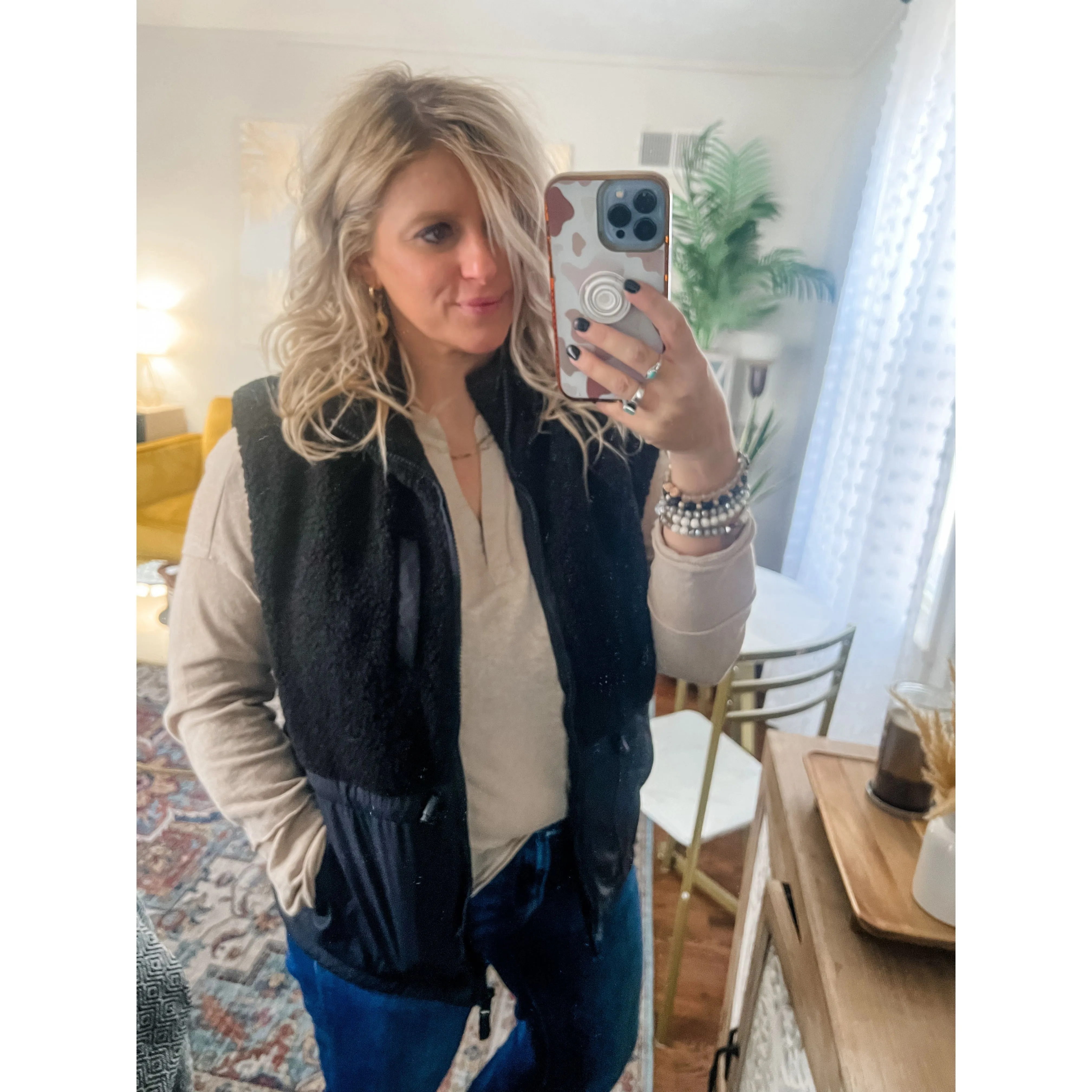 Black Cozy Vest