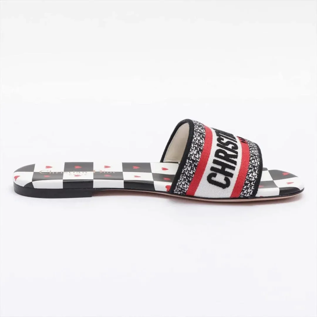 CD CASUAL SLIDES - WHITE (HEART)