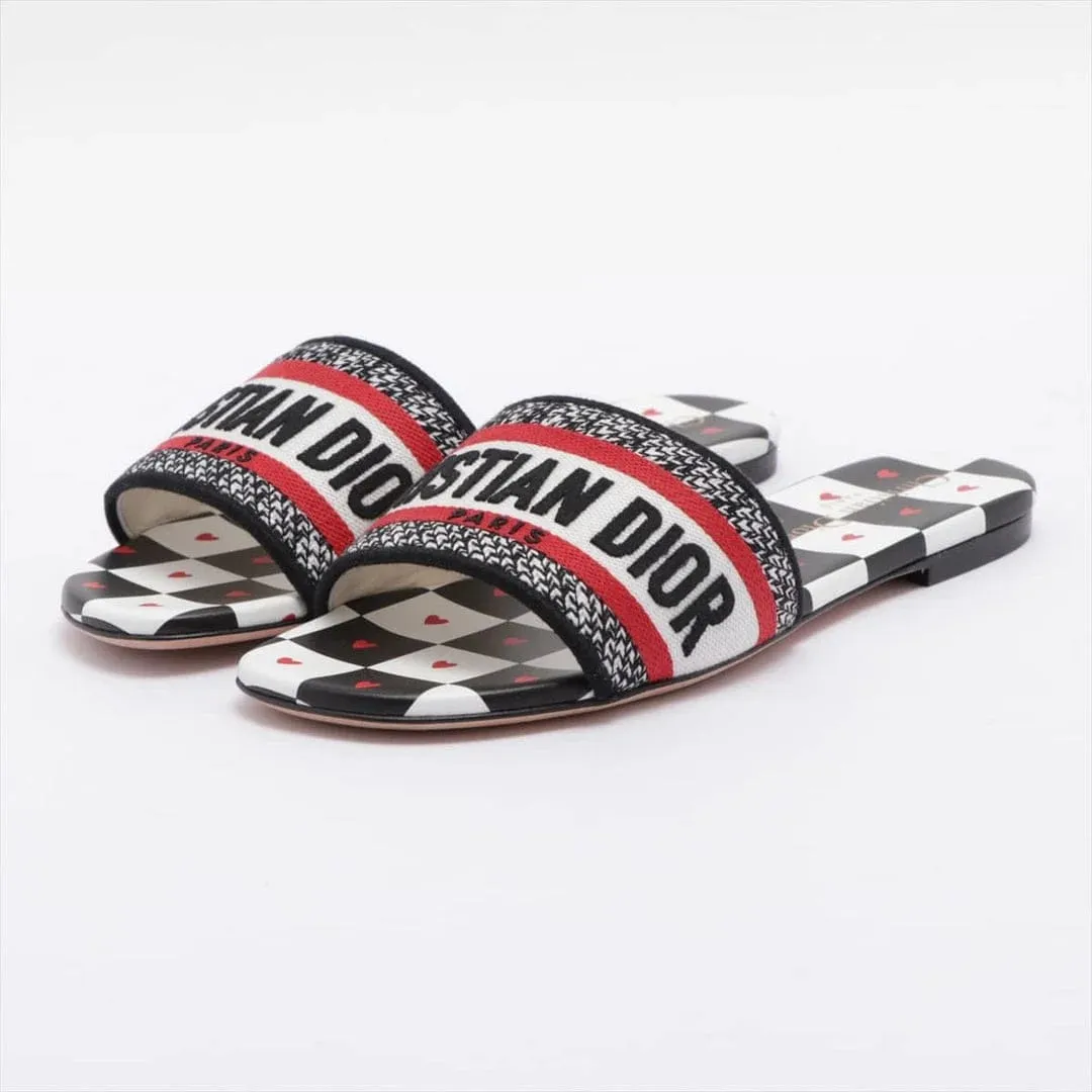 CD CASUAL SLIDES - WHITE (HEART)