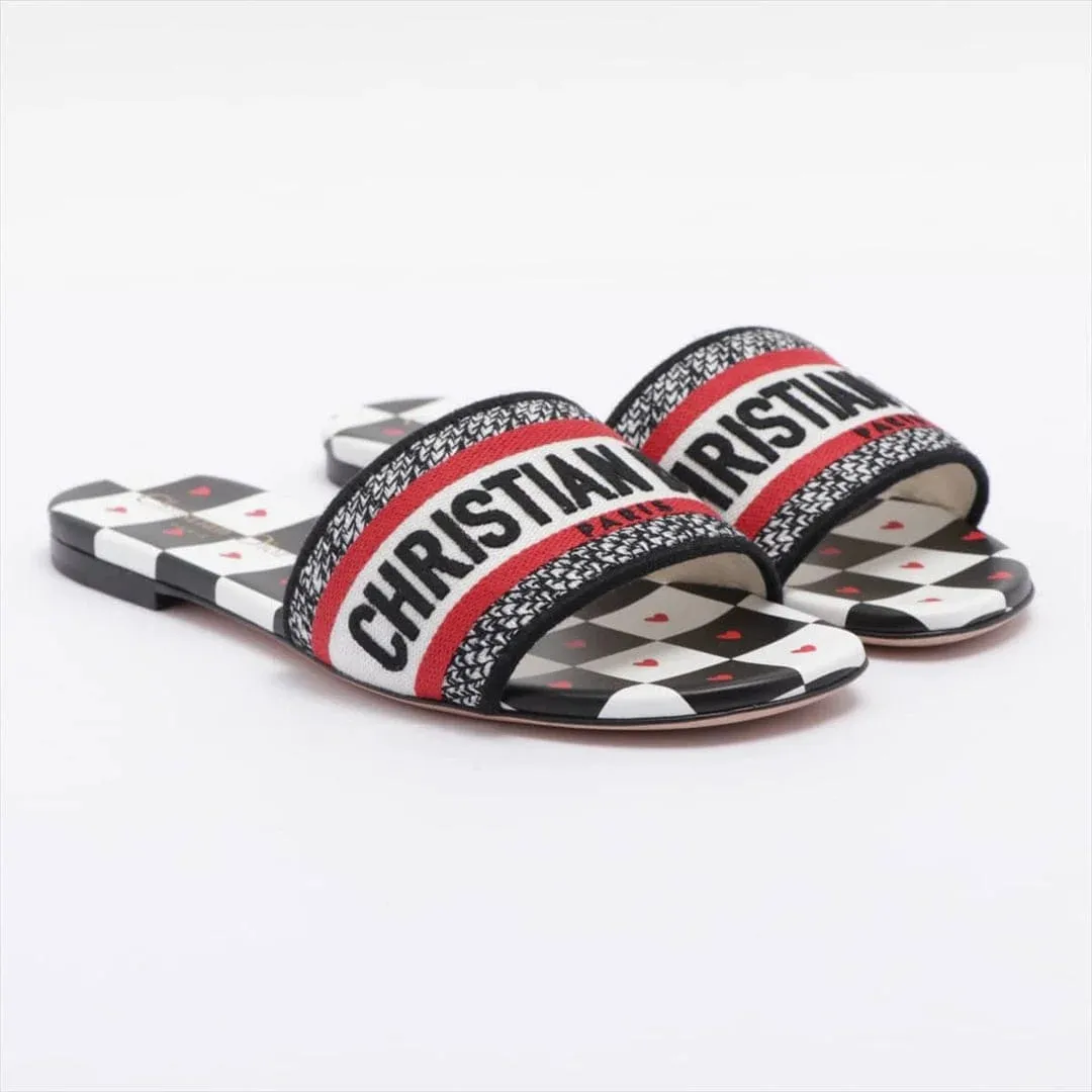 CD CASUAL SLIDES - WHITE (HEART)