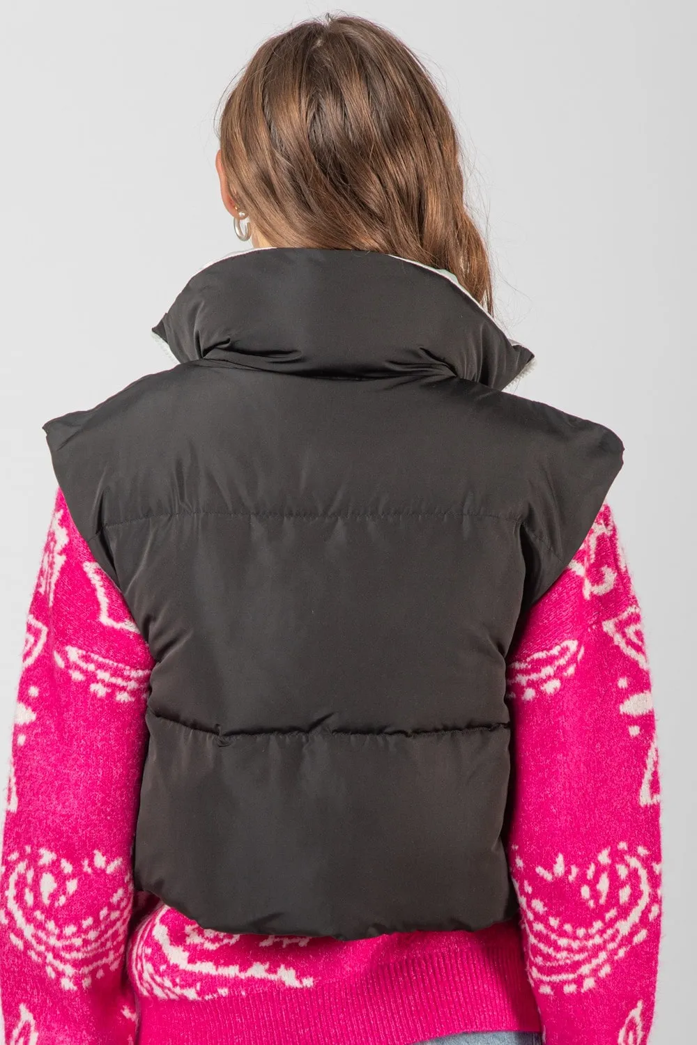 Cropped Puffer Vest in Black