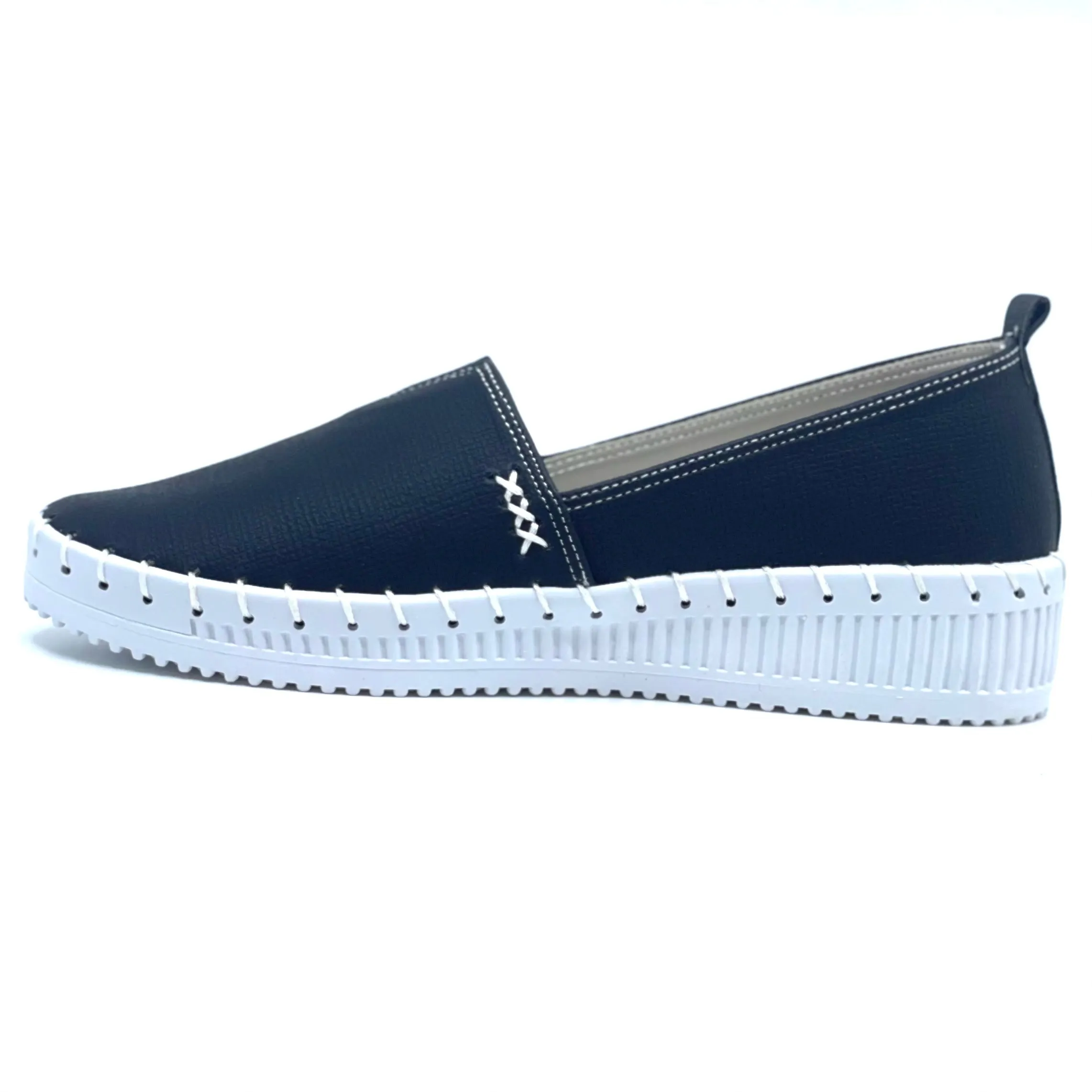 Logan- thick heel